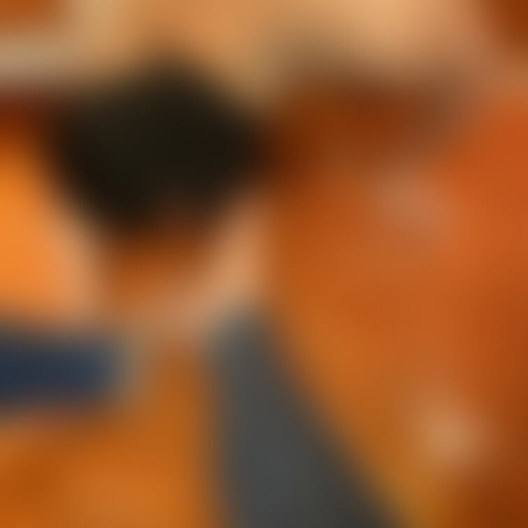 足の指まで綺麗に舐めなさい。