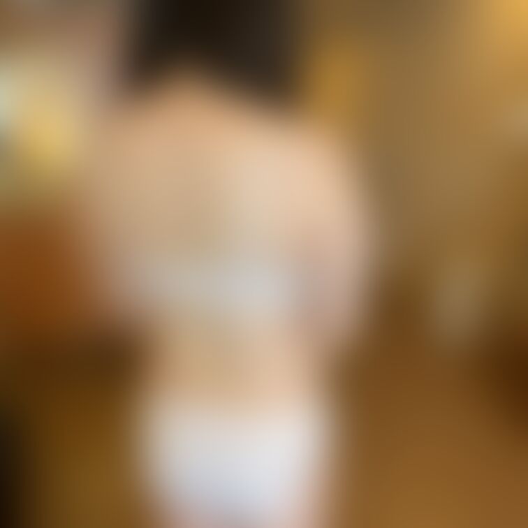 むっちり事務職の素人さんの下着姿フェチ画像(ホワイト系)
ショーツ パンティー パンツ 下着 下着フェチ 変態 個