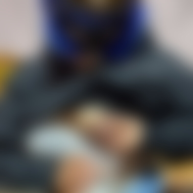 ○○○乳搾り🍼

動画撮られながらいっぱいミルク出せた可愛い妻💕
これからこんな感じで顔出ししていく話になりました