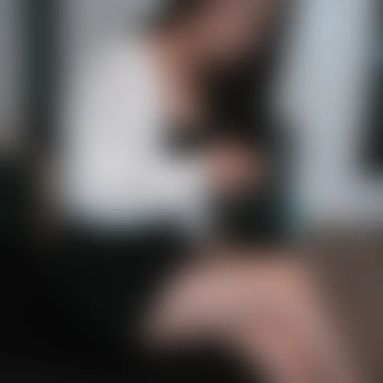 秘書の谷間
ちょっと服装がえろくて撮っていい？って言ったら撮らせてくれたんですけど、あんまり見られすぎるの恥ずかしいで
