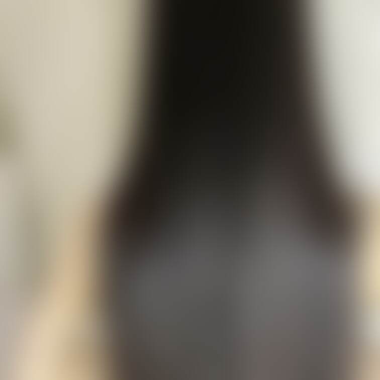 ストレートすき？
 #ニーハイ
 #美人
 #お尻フェチ
 #網
 #胸
 #脚フェチ向け
 #透け
 