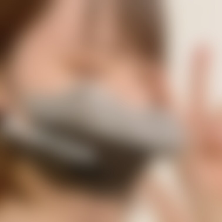 [SNS過去投稿] 5枚
①【靴下7日洗わないチャレンジ(4日目)】
覚悟決めてマスクに靴下入れたら
おえー🤮笑
