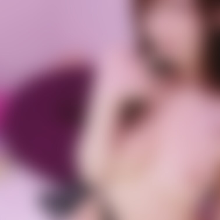 新しいカメラの画質、こんな感じだよ
よきですか？//
エッチな配信中は基本言いなりになってます
