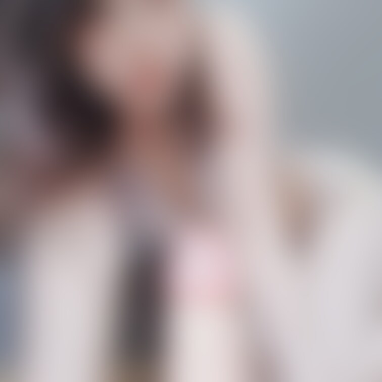ディルドと戯れてる写真