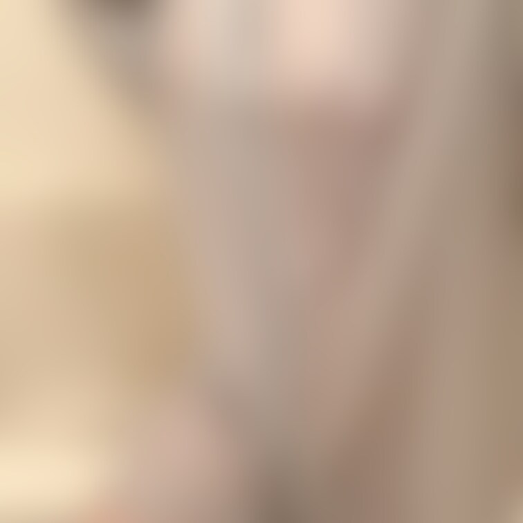 右上の「♡いいね」を押してから画像見ていただけると嬉しいです🥰
なにか写っちゃってる
