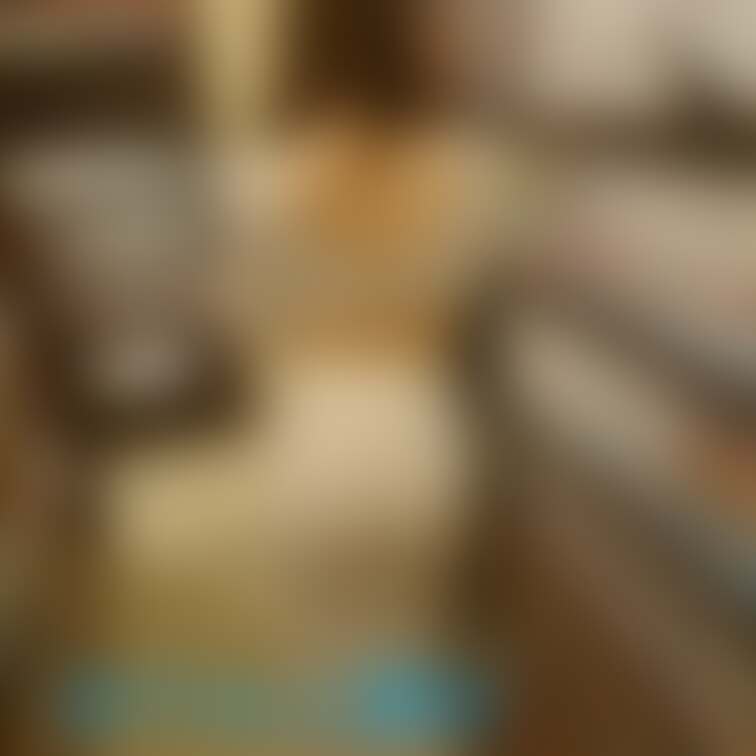 ネカフェに行くとこんな遊びもしちゃいますよ！！　
こんな格好で、透明な扉で丸見えのブースに放置_動画をお手軽プランで公