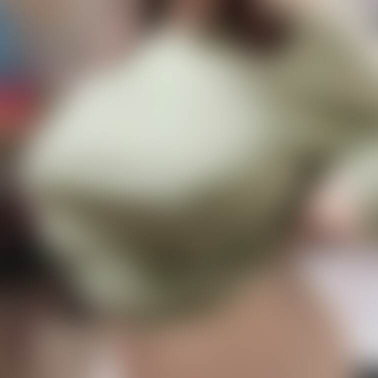 誰かマッサージして?😂