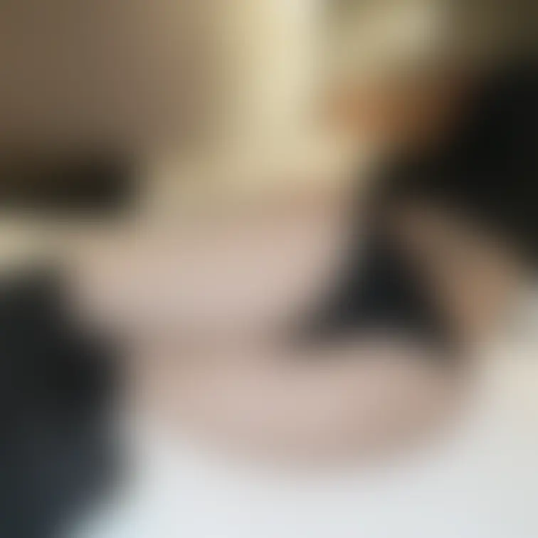 Fカップ、高身長デカ尻巨乳の女子大生。