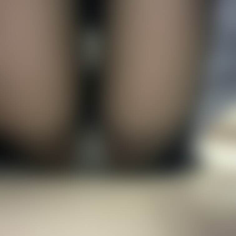 もしかして見えちゃってる…?
【みみからのお願い💕】
えっちだと思ってくれた方は
写真下の♡印をポチッとしてく