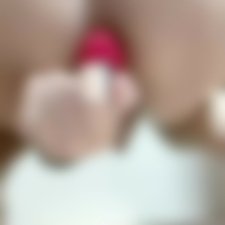 フォロワーさんから貰ったおもちゃを使って
おしり弄りする動画…すごかった…