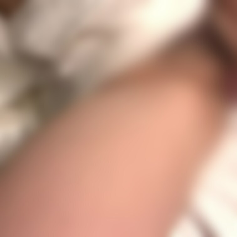 いーりん/////
潮吹き！！動画初投稿でーす❤
びちょびちょに溢れてます❤
お楽しみに～😘
