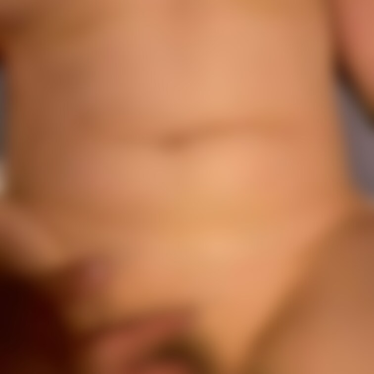 試写室ラスト。 潮を吹き続けていた妻も、突然潮切れをおこします（笑） やはり人の体って神秘ですね。 
 #人妻 #素人