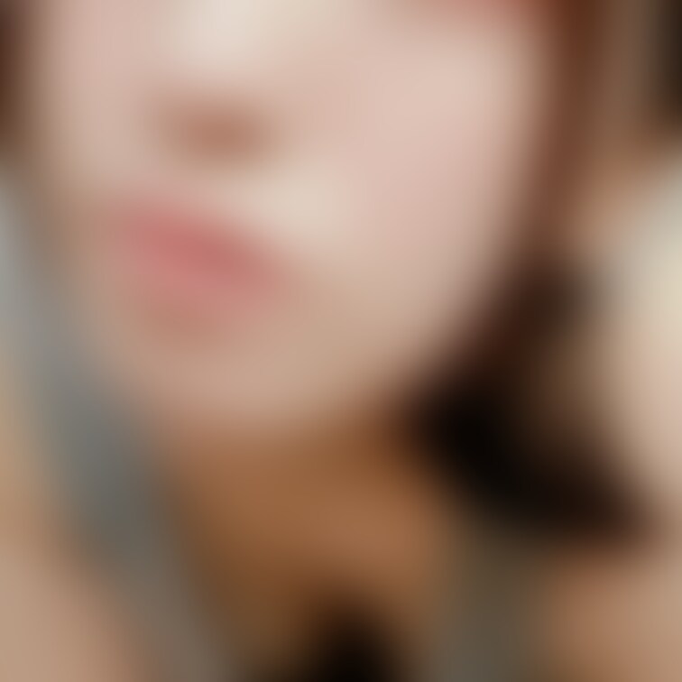 🌟いいね💗 ̖́500突破記念🌟

初の顔出し(՞ ܸ.ˬ.ܸ ՞)♡
加工は瞳の中が反射していたのでそれのみ!!!🌸*