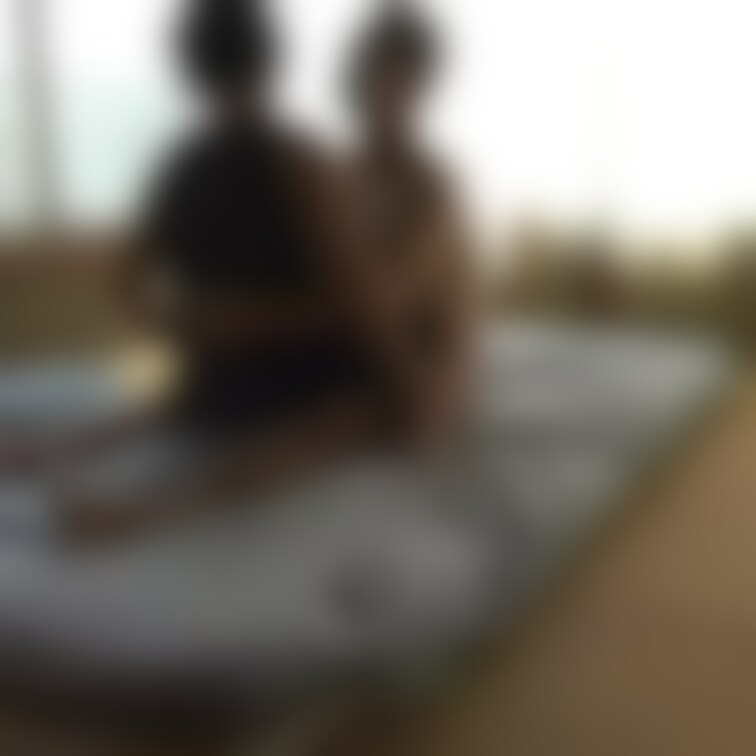 ① 男性一人をお招きしての撮影会の様子