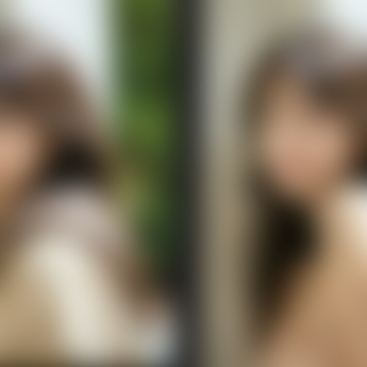 着衣と脱衣を並べた画像です。画像№1173