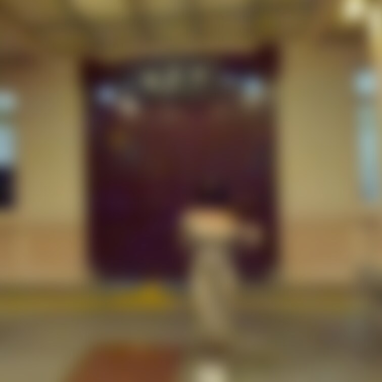 【駅舎露撮編】※特別プラン
ここで撮影していた二人のお○○○さんに一緒に撮ろうと声をかけたけど断られたので、映っている