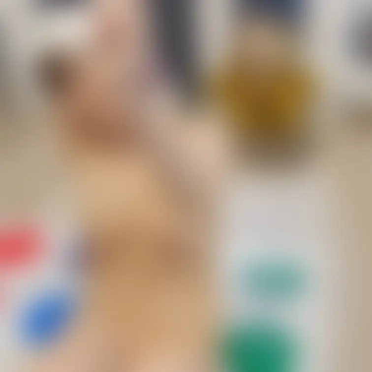 りこの豪邸全裸パーティーでの一コマ。得意げにポーズを決めてます。動画は近日公開。
美乳の女友達ヌーディストりこal