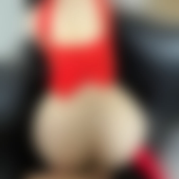 チャイナドレスでオフパコ😖🧡2回戦目はけつあなに生ハメして頂きました😖🧡おちんぽおっきくて少し痛いけどきもちぃ😖🧡
