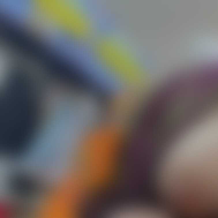 ドンキでドキドキ露出