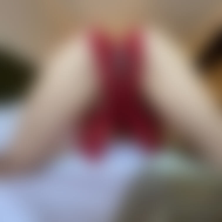 いきなりぃ、、、
こんな、、格好で、、、
びっくり、、した? かな。。。