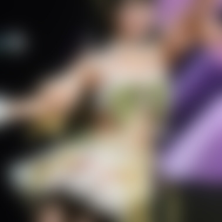 アイドルさんの衣装って素敵。