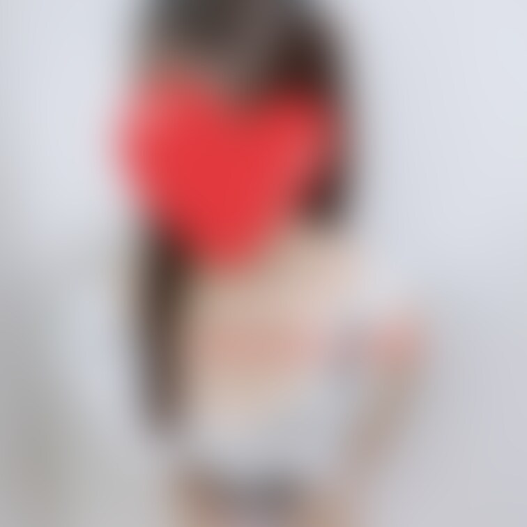 裸エプロンのメイドさん❤️無料ばん
