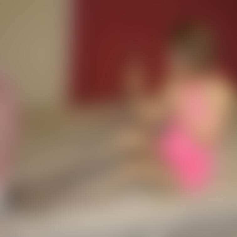 不倫にハマってしまった他人妻は変態浮気セックスを楽しみにやって来てセクシーな衣装を着て思う存分逝き狂うのです…w