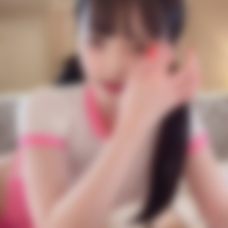 【顔出し動画】こんばんは💓

騎乗位で精子搾っちゃった💓

みみに絞られたい？？💓

えっちに腰動かしちゃう
