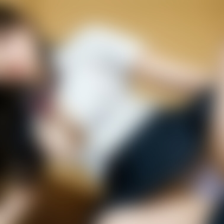 ベッドでクパァして誘ってくる制服コスギャル🤤❤️
※彼女たちは○○○以上のコスプレイヤーです