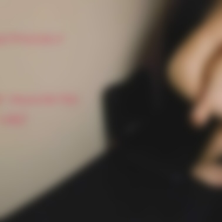 「ネ○フェのドアこんなに重たかったかな/Was the door so heavy?」
2022/9/1投稿作品
1