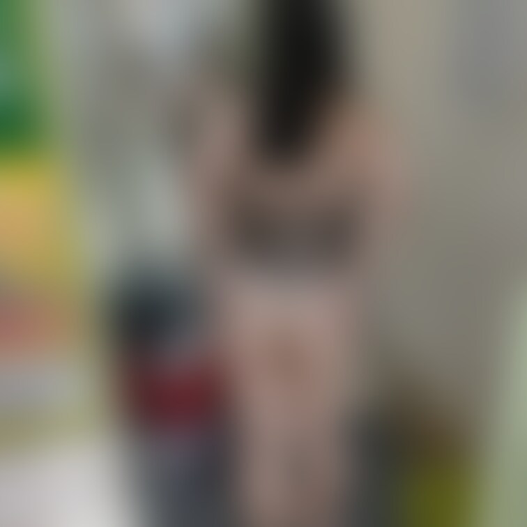 購入衣装の後ろからです。