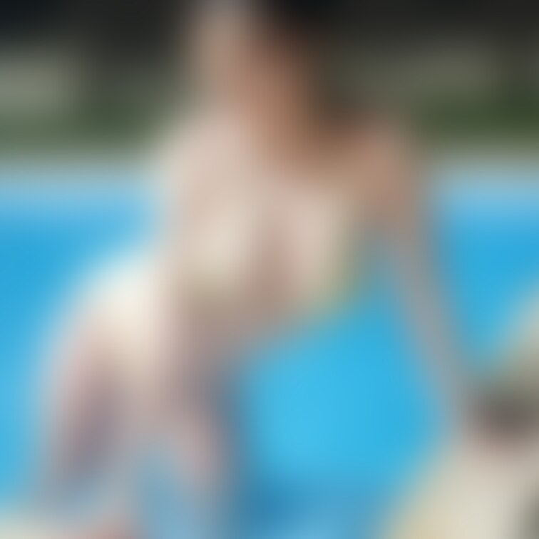 小さい水着の写真