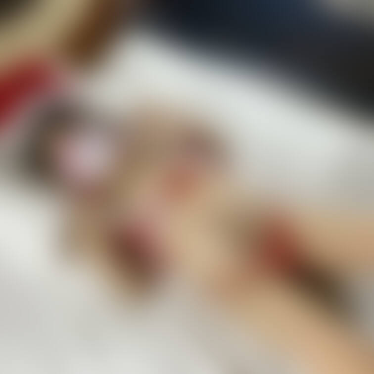 クリスマスプレゼント🎄
サンタ妊婦せりなちゃん画像集🎁
