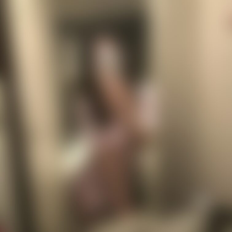 こんばんは！
ゆずき🐱です🤍

先日投稿した
初めてのア〇ルSEXの動画の
オフショットです☺️

動画で
