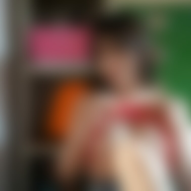 レトロな写真。

昭和がテーマのスタジオでした⸜❤︎⸝‍

もっとみたいかな？