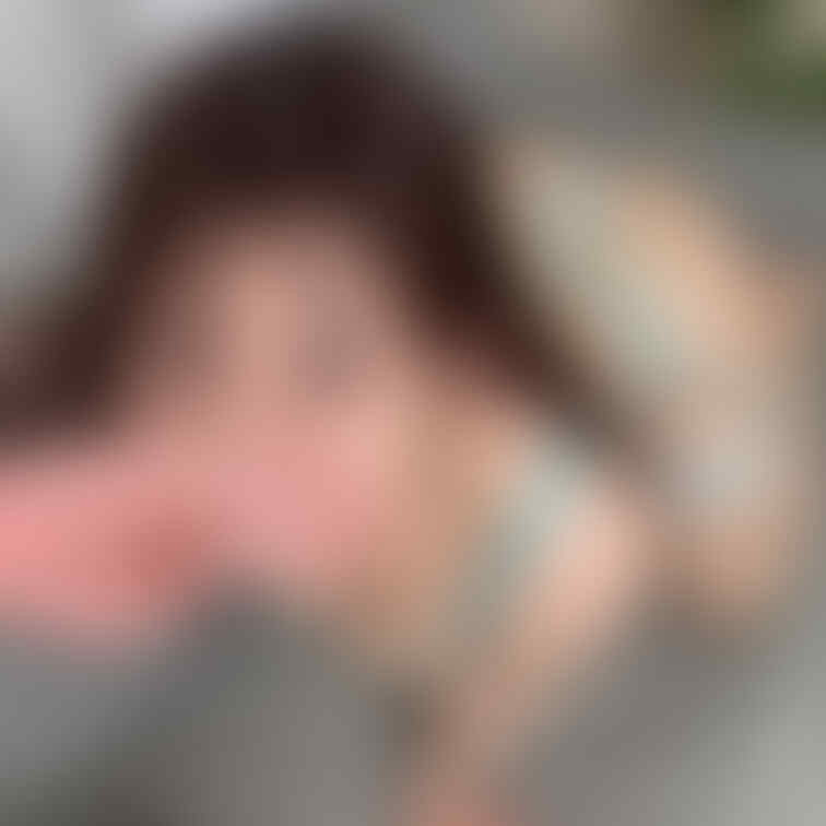 【顔出し写真】上からの…あなた目線？♡
最後はお口や顔に出されちゃうイメージで撮りました🙈

ぶっかけ？？に使って