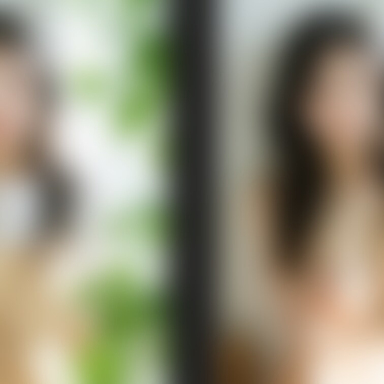 着衣と脱衣を並べた画像です。画像№559