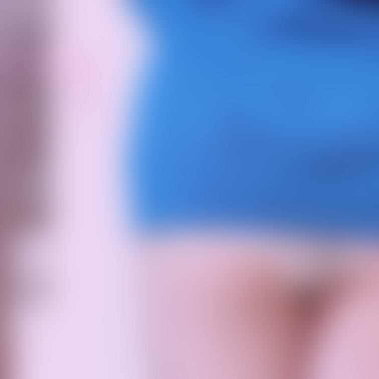 ちらっと見える感じがセクシーですよね🥺💓
これでみんなを誘惑したい🤭