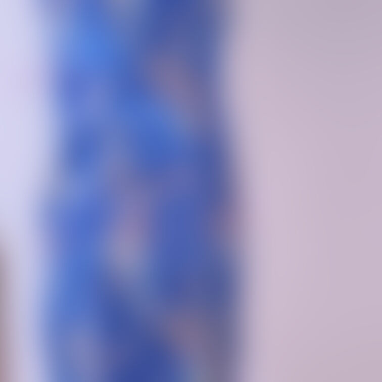 チャイナ服、めくりあげたらえろい??🤭