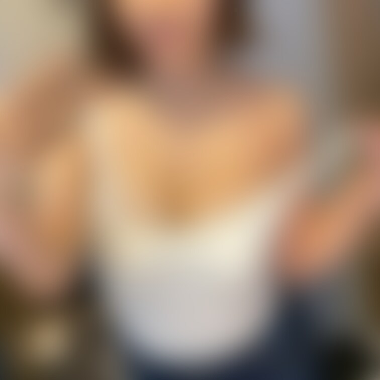 ロケットおっぱい好きですか？💓

フル動画はこちらです↓
https://myfans.jp/posts/7f1d