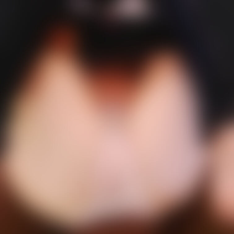 こんな恥ずかしい格好させられてヤバかった🫣💦
写真撮られてる時弄られて濡れちゃったもん🤭