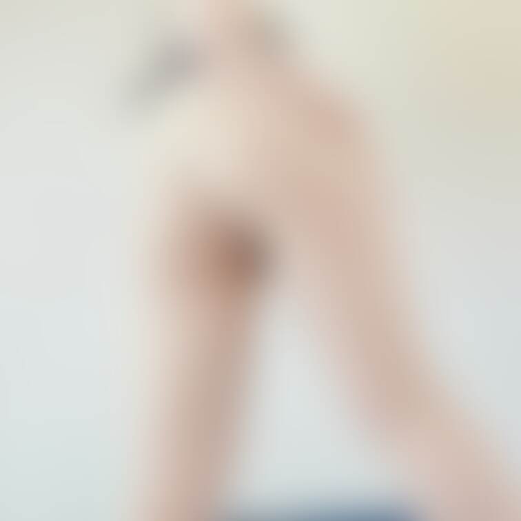これだけあったら今晩のおかずになるかしらっ😘💕

パンストをメインで撮ってたら、何かを忘れてる・・・
おっぱ○が隠