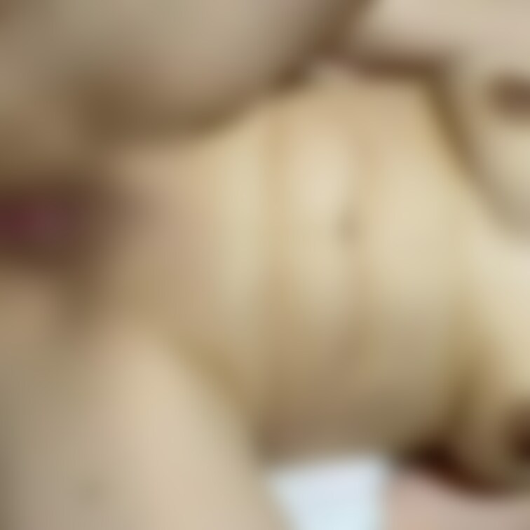 中出し後に手マンされ、魚のように跳ねる妻
#人妻
#NTR
#寝取られ
#素人
#SEX
#複数プレイ
#