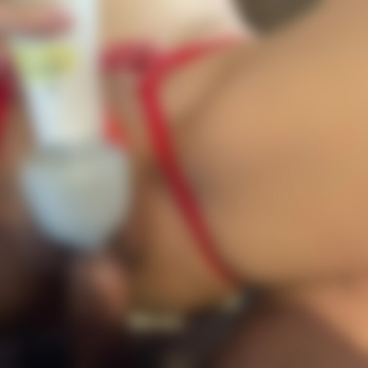 貢納プラン限定動画！サンタコスでのハメ撮りｴﾁﾁ動画！以前投稿していた真横からのものを上からのアングルで撮影しています！