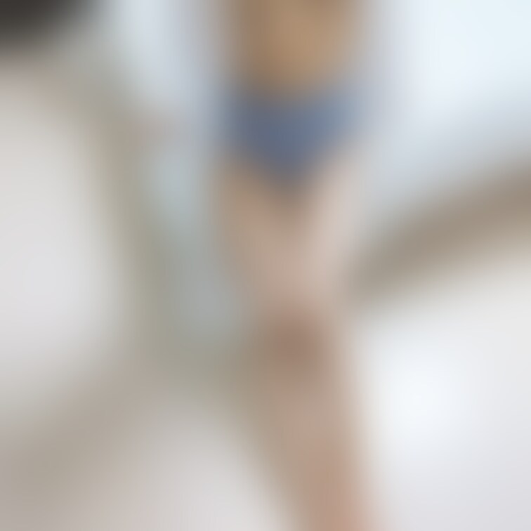 奥さんの体重聞いたらちょっと痩せすぎレベルなんですけど、見た感じでどうでしょうか？
BMI計算すると15台で痩せすぎっ