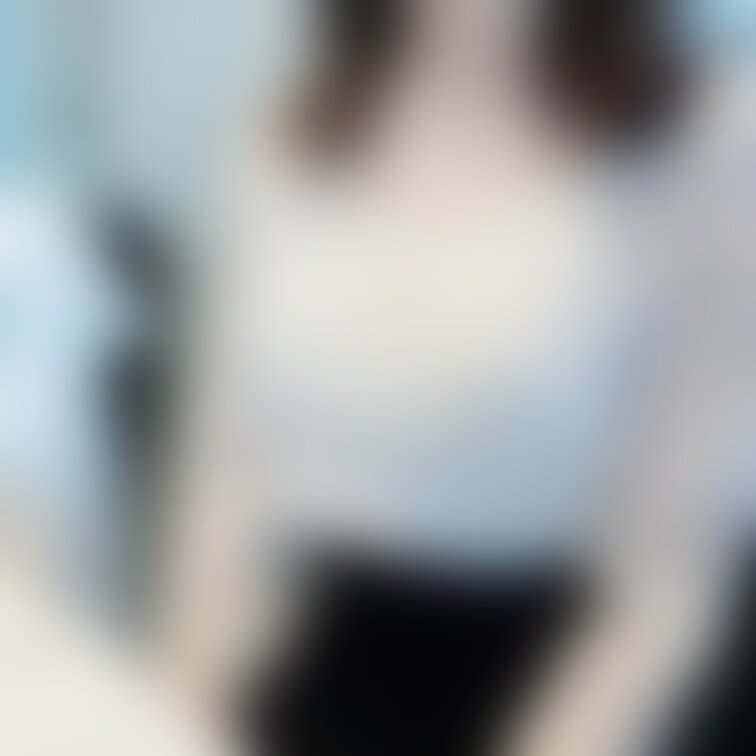 女子大生えりな、誰もいない教室でおっぱい完全丸出しです💦
いいねとコメントしてくれると飛んで喜びますのでお願いしま