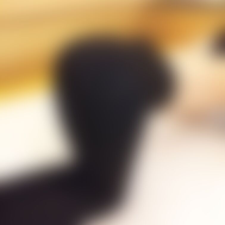 EMODAハイウエストのブラックスキニーを着用した写真です。