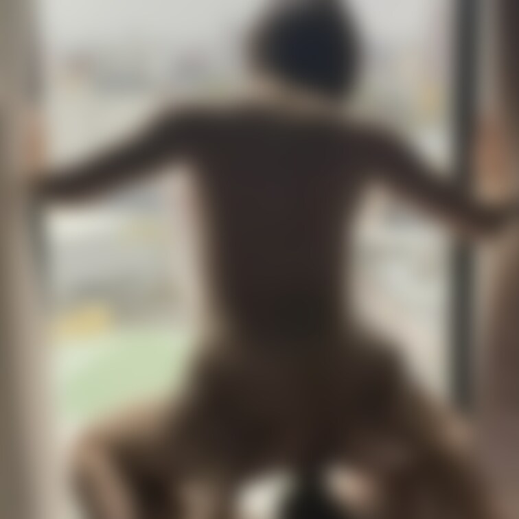 恥ずかしいけど見られたい❤️
窓際でのセックスは刺激的❣️
恥ずかしさに興奮します❤️（2′56″）