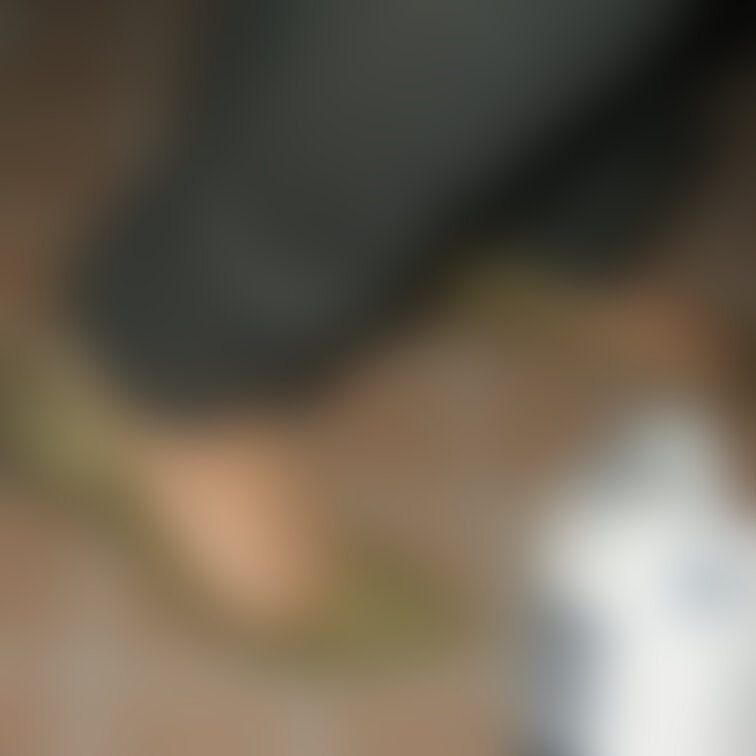 【柄入りストッキングを履く】

----------------------------------------
