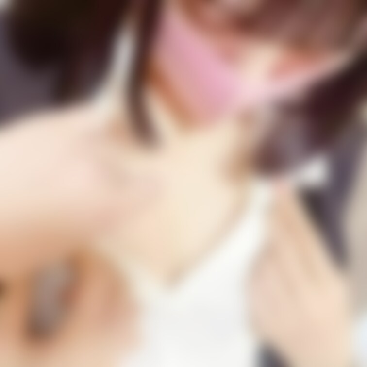 Pornhubのフル動画です❤️
【目隠しプレイ】
スーツ姿のまま手足○○○束されて攻められ続け潮吹き絶頂する変態痴